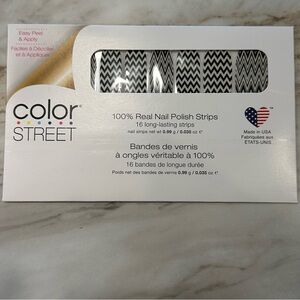 Color Street Nail Polish Strips Keep Calm and Chevron New in Package Black & Cle